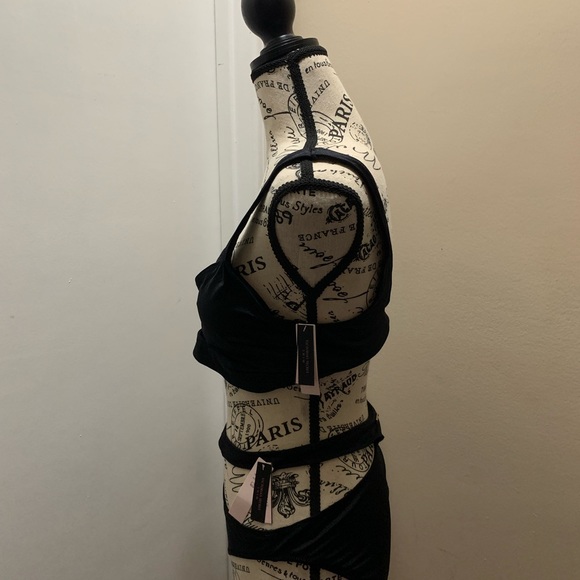 COPY - Victoria’s Secret Lagos Cut Out High Waisted Bikini Set, Black, NWT, 2 s… - Picture 2 of 6